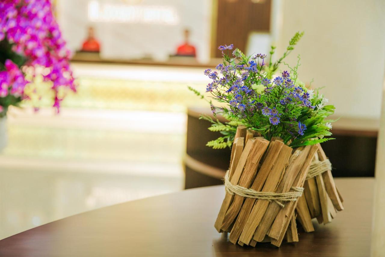 Luxury6 Hotel Mong Cai Екстер'єр фото